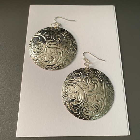 Large Scroll Design Disc Silver Tone Pierced Earrings - Picture 2 of 3